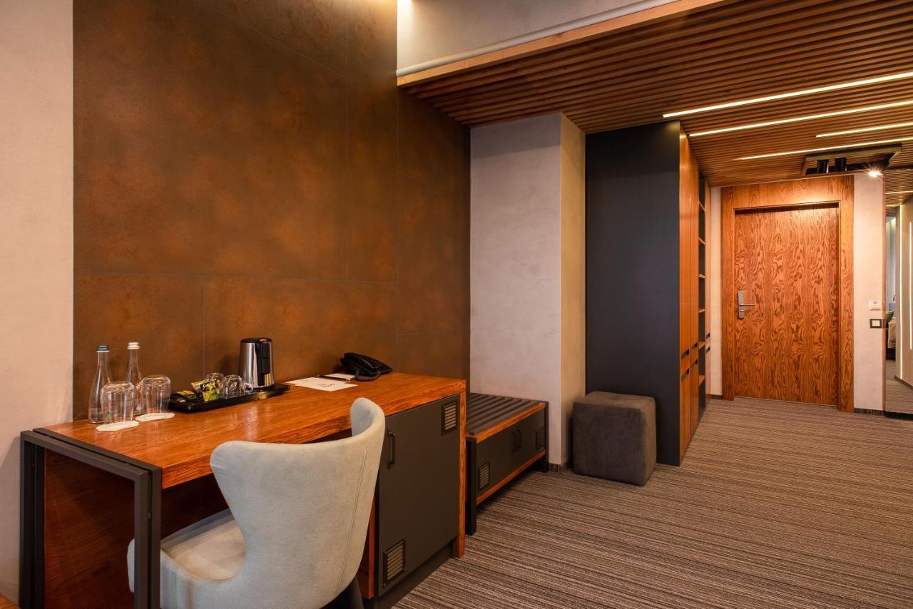 Mojo Boutique Hotel 루치크 외부 사진